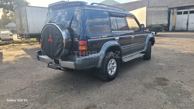 Mitsubishi Pajero 1995, 400,000 km - 2.8 l - Şəki