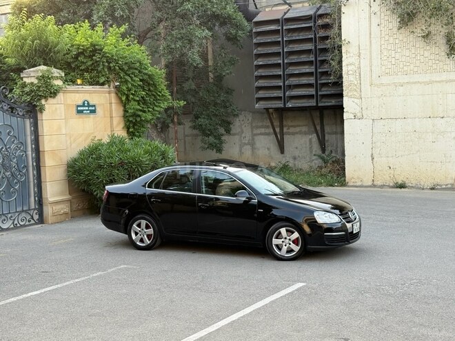 Volkswagen Jetta 2008, 181,670 km - 2.5 l - Bakı