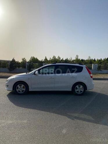 Hyundai i30 2011, 335,000 km - 1.6 l - Bakı