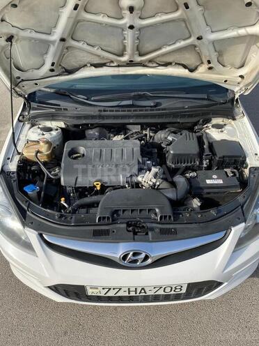 Hyundai i30 2011, 335,000 km - 1.6 l - Bakı
