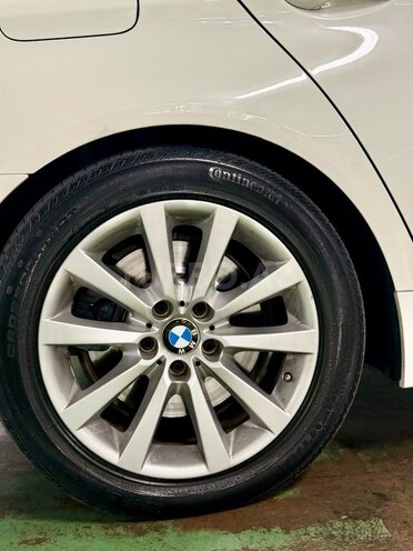 BMW 550 2012, 125,000 km - 4.4 l - Bakı