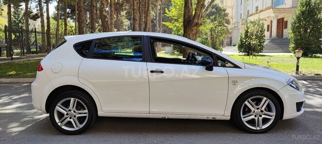 SEAT Leon-4