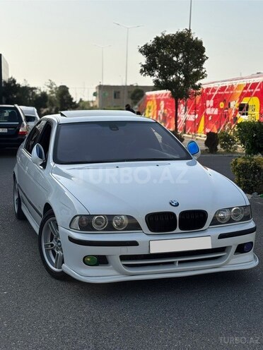 BMW 525 2002, 318,000 km - 2.5 l - Bakı