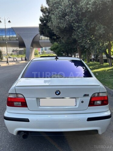 BMW 525 2002, 318,000 km - 2.5 l - Bakı