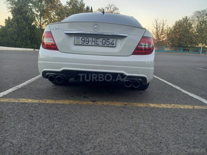 Mercedes C 250 2012, 172,000 km - 1.8 l - Qazax
