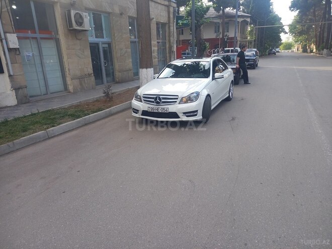 Mercedes C 250 2012, 172,000 km - 1.8 l - Qazax