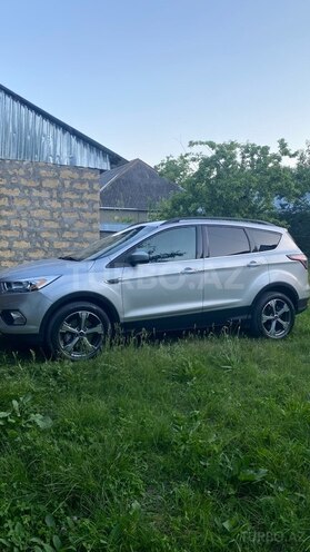 Ford Escape 2017, 157,000 km - 1.5 l - Qəbələ