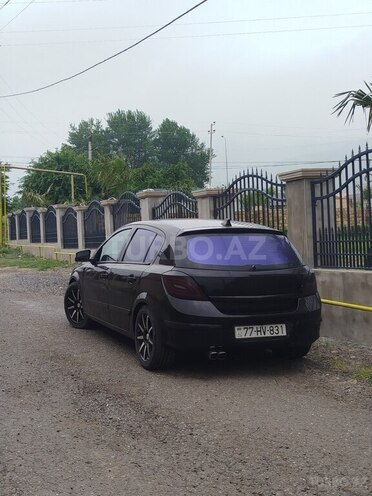 Opel Astra 2005, 234,790 km - 1.4 л - Şəki