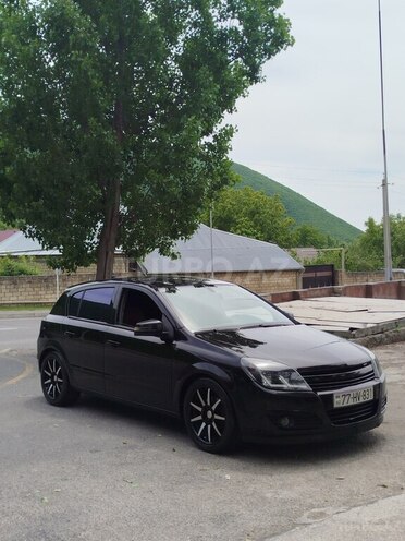 Opel Astra 2005, 234,790 km - 1.4 л - Şəki