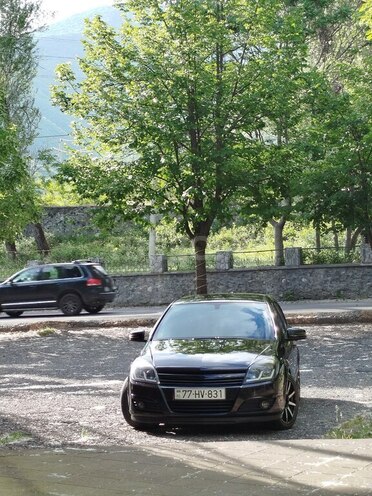 Opel Astra 2005, 234,790 km - 1.4 л - Şəki
