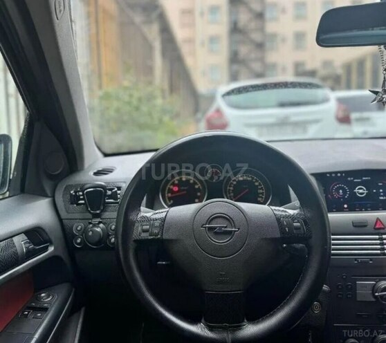 Opel Astra 2005, 234,790 km - 1.4 л - Şəki