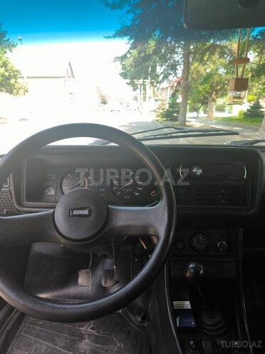 LADA (VAZ) 2107 2005, 30,000 km - 1.6 л - Qusar