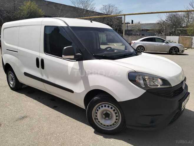 Fiat Doblo 2019, 202,000 km - 1.4 l - Bakı