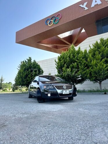 Volkswagen Passat 2006, 218,800 km - 2.0 l - Xaçmaz