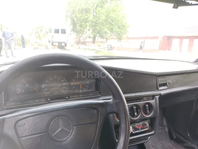 Mercedes 190 1991, 341,010 km - 1.8 l - Füzuli