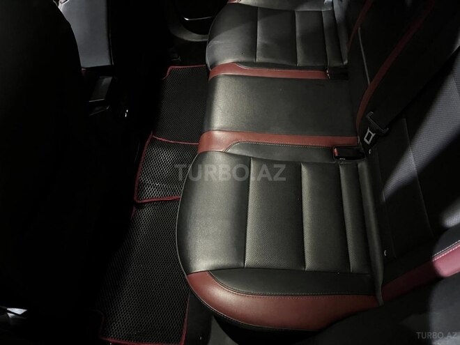 Geely Coolray-9