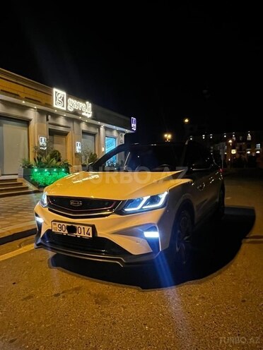 Geely Coolray-7
