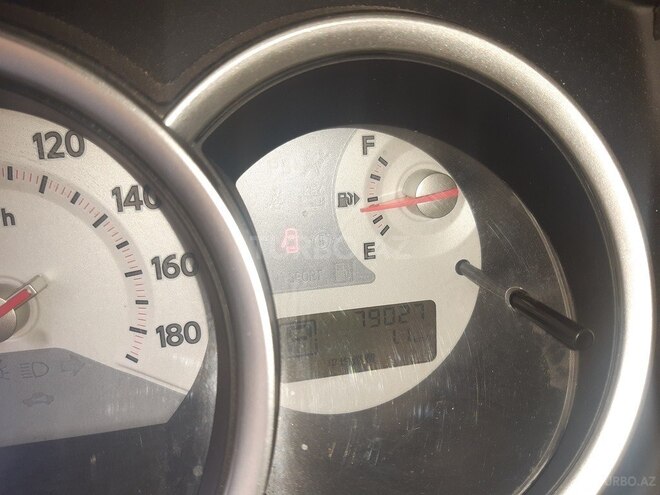 Nissan Tiida 2011, 79,027 km - 1.6 l - Bakı