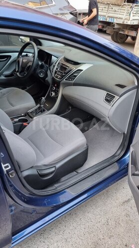 Hyundai Elantra 2015, 283,245 km - 1.8 l - Bakı