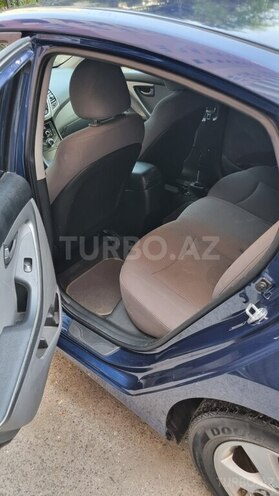 Hyundai Elantra 2015, 283,245 km - 1.8 l - Bakı