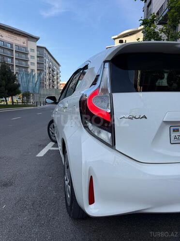 Toyota Aqua 2019, 74,000 km - 1.5 л - Bakı