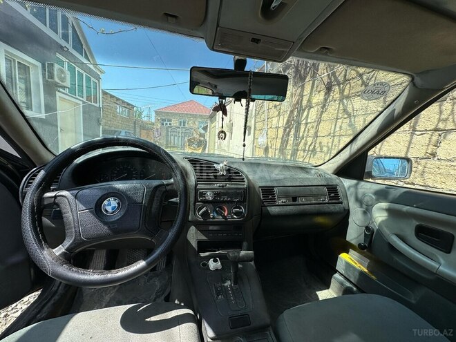 BMW 318 1993, 360,000 km - 1.8 l - Bakı