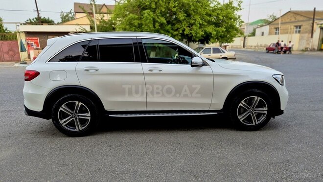 Mercedes GLC 300 4MATIC 2017, 130,000 km - 2.0 l - Bakı