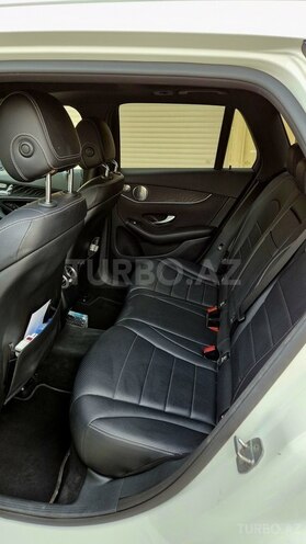 Mercedes GLC 300 4MATIC 2017, 130,000 km - 2.0 l - Bakı