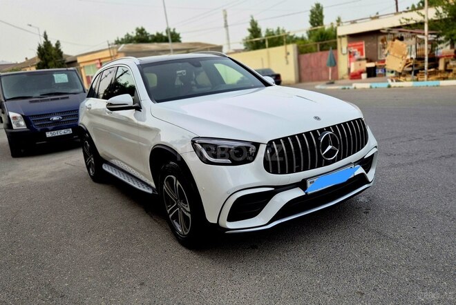 Mercedes GLC 300 4MATIC 2017, 130,000 km - 2.0 l - Bakı