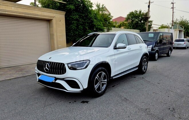 Mercedes GLC 300 4MATIC 2017, 130,000 km - 2.0 l - Bakı