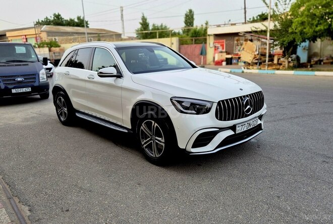 Mercedes GLC 300 4MATIC 2017, 130,000 km - 2.0 l - Bakı