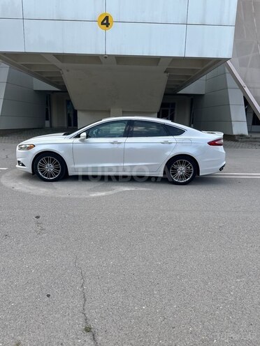 Ford Fusion (North America) 2013, 200,146 km - 1.6 л - Bakı