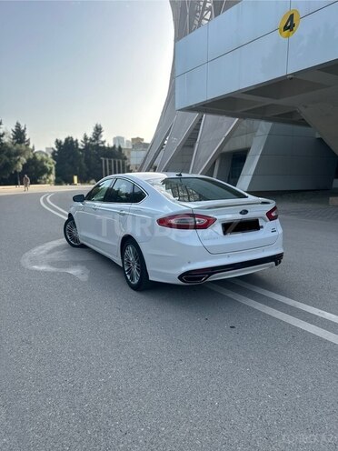Ford Fusion (North America) 2013, 200,146 km - 1.6 л - Bakı