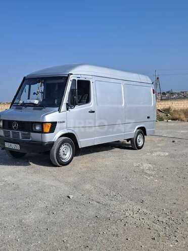 Mercedes 208 D 1990, 50,000 km - 2.3 l - Bakı