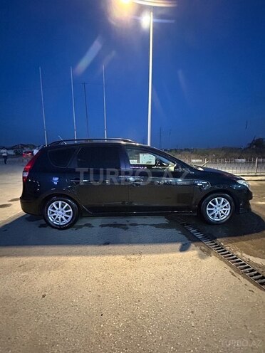 Hyundai i30 2011, 302,000 km - 1.6 l - Bakı