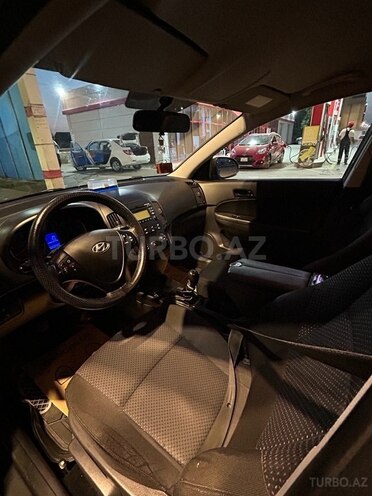 Hyundai i30 2011, 302,000 km - 1.6 l - Bakı