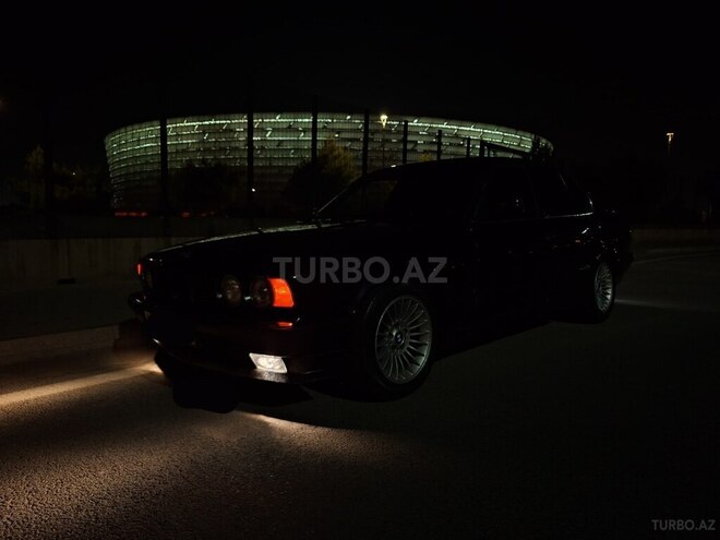 BMW 525 1990, 420,000 km - 2.5 л - Bakı