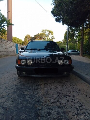 BMW 525 1990, 420,000 km - 2.5 л - Bakı