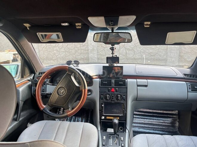 Mercedes E 230 1996, 536,000 km - 2.3 l - Şirvan