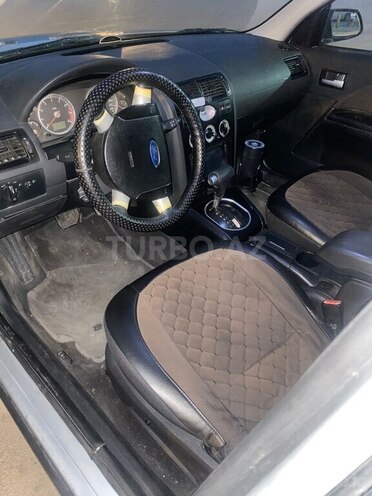 Ford Mondeo 2003, 135,000 km - 2.0 l - Bakı