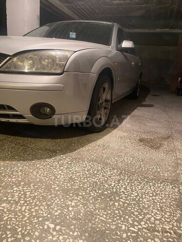 Ford Mondeo 2003, 135,000 km - 2.0 l - Bakı