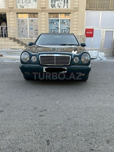 Mercedes E 240 1999, 300,000 km - 2.4 l - Şirvan