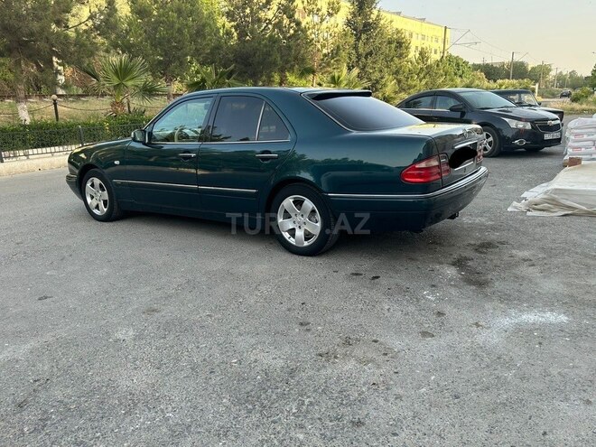 Mercedes E 240 1999, 300,000 km - 2.4 l - Şirvan
