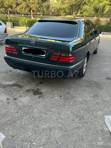 Mercedes E 240 1999, 300,000 km - 2.4 l - Şirvan