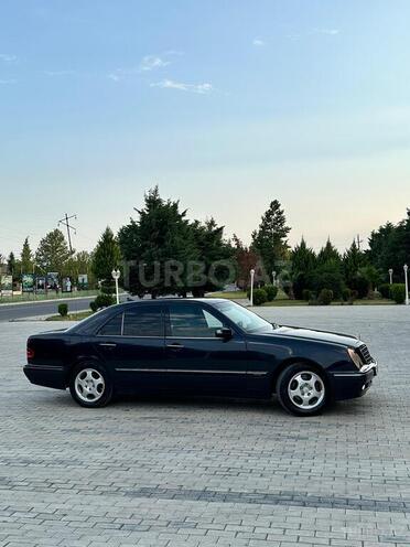 Mercedes E 220 d 2000, 398,500 km - 2.2 l - Bərdə