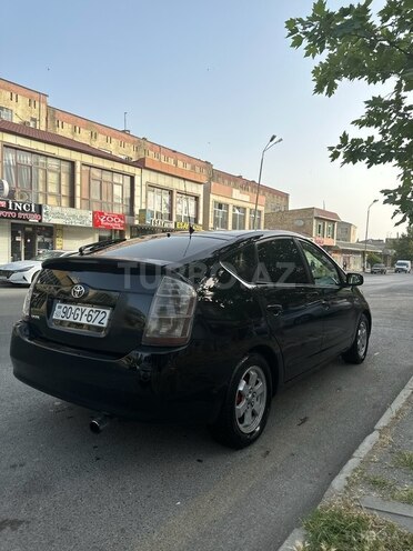 Toyota Prius-4
