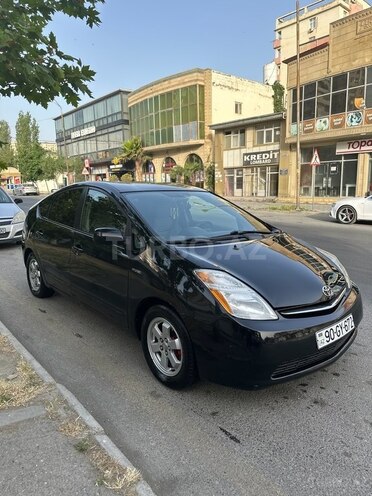 Toyota Prius-1