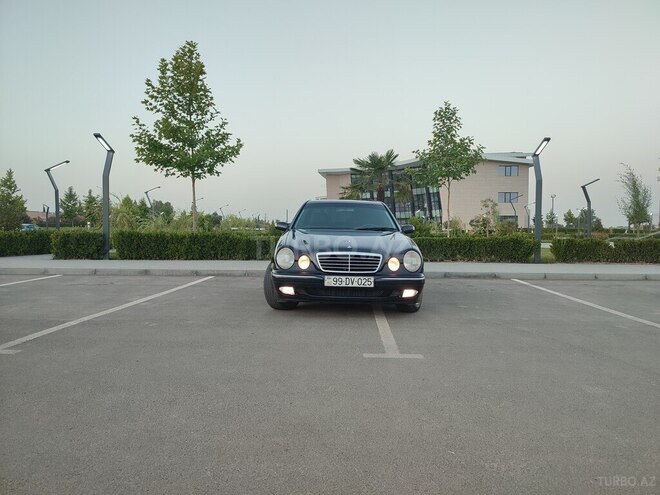 Mercedes E 220 d 2000, 448,896 km - 2.2 л - Salyan