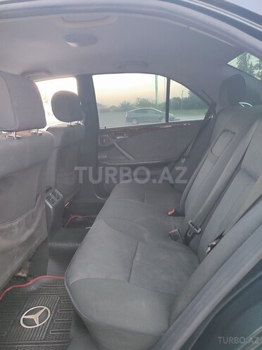 Mercedes E 220 d 2000, 448,896 km - 2.2 л - Salyan