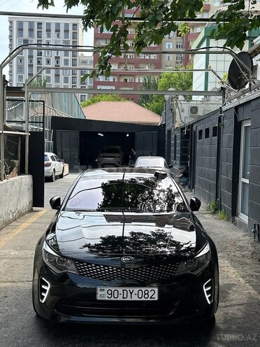 Kia K5-4